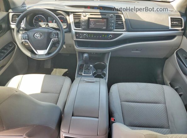5TDZARFHXHS031366 2017 TOYOTA HIGHLANDER White Widok deski rozdzielczej