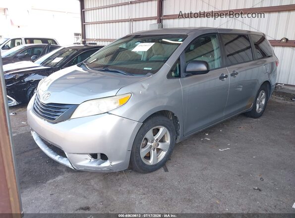 5TDZK3DC3GS723212 2016 TOYOTA SIENNA Silver Przód lewy