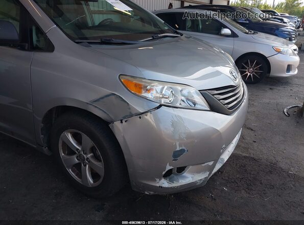 5TDZK3DC3GS723212 2016 TOYOTA SIENNA Silver 