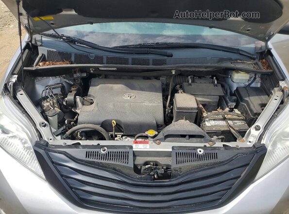 5TDZK3DC7GS697973 2016 TOYOTA SIENNA Серебряный Вид подкапотного пространства