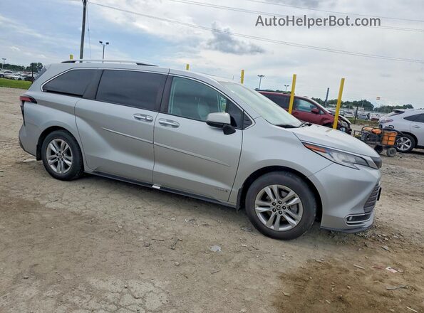 5TDZRKEC0MS033594 2021 TOYOTA SIENNA Silver Передня права чверть
