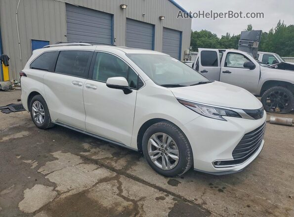 5TDZRKEC5MS013504 2021 TOYOTA SIENNA White Przód prawy