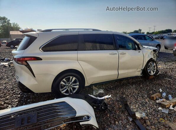 5TDZRKEC9MS011982 2021 TOYOTA SIENNA White Задня права чверть