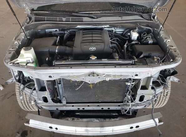 5TDZY5G10GS061125 2016 TOYOTA SEQUOIA Silver Vista del compartimento del motor