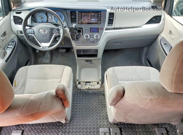 5TDZZ3DC1LS053942 2020 TOYOTA SIENNA Черный Вид панели приборов
