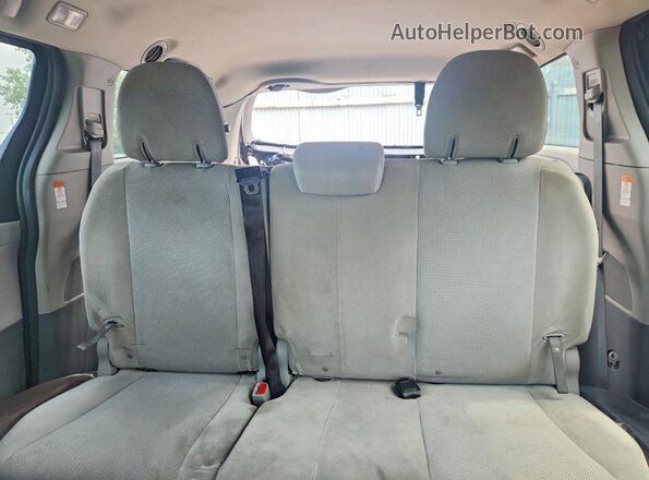 5TDZZ3DC2LS084679 2020 TOYOTA SIENNA Black Vista de los asientos traseros