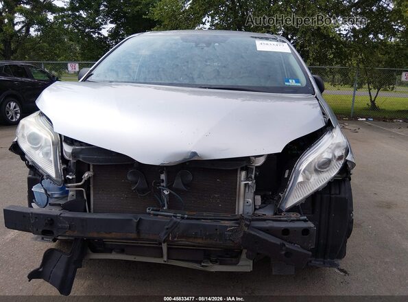 5TDZZ3DC6LS079386 2020 TOYOTA SIENNA Silver Вид панелі приладів