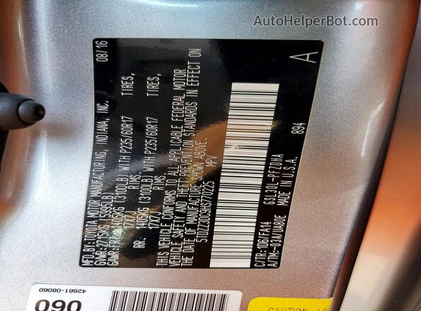 5TDZZ3DC9HS770225 2017 TOYOTA SIENNA Silver Widok wnętrza 360 stopni