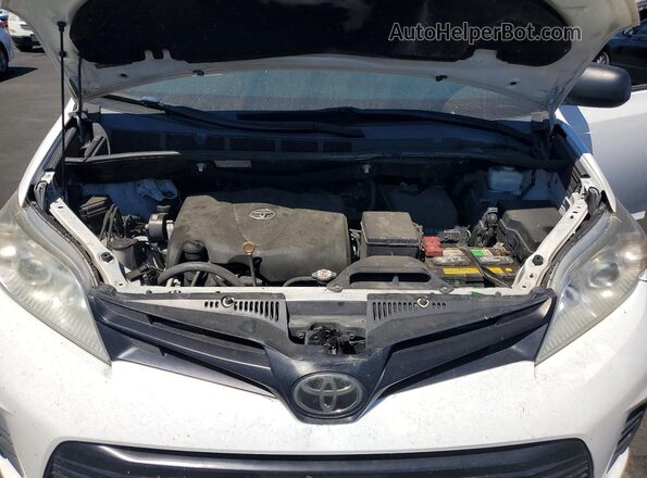 5TDZZ3DC9LS046169 2020 TOYOTA SIENNA White Vista del compartimento del motor