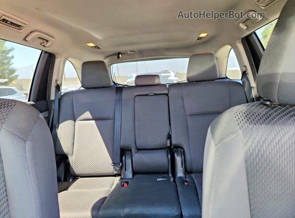 5TDZZRFH1JS244527 2018 TOYOTA HIGHLANDER Brown Widok tylnych siedzeń