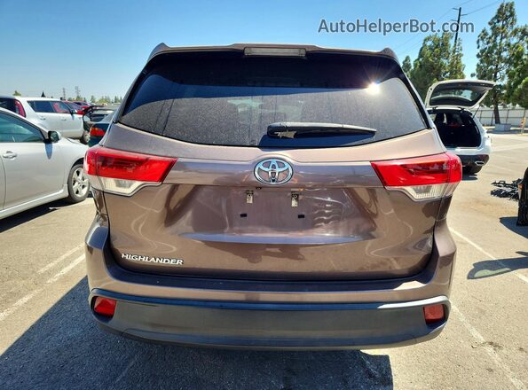 5TDZZRFH1JS244527 2018 TOYOTA HIGHLANDER Brown Widok z tyłu