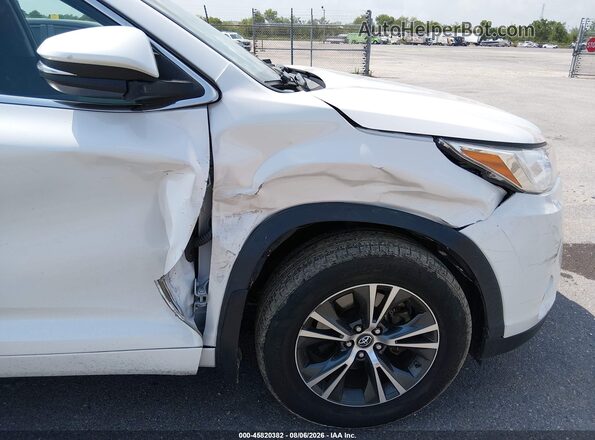 5TDZZRFH5HS199022 2017 TOYOTA HIGHLANDER White Vista frontal