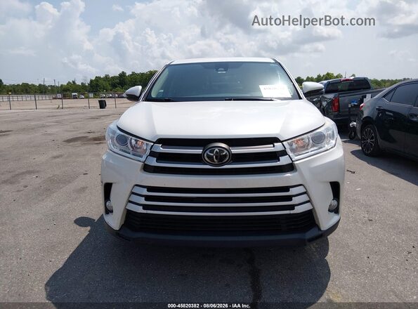 5TDZZRFH5HS199022 2017 TOYOTA HIGHLANDER White Vista del cuadro de instrumentos
