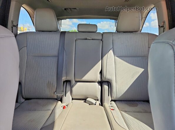 5TDZZRFH7HS198101 2017 TOYOTA HIGHLANDER Gray Вид задніх сидінь