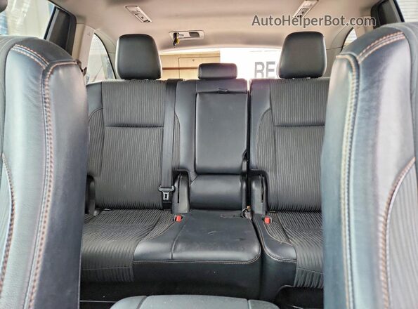 5TDZZRFH9JS247126 2018 TOYOTA HIGHLANDER Темно-бордовый Вид задних сидений