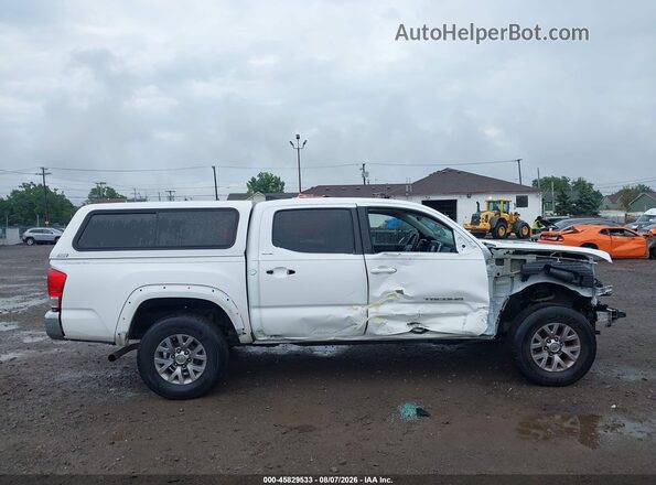 5TFAX5GN3HX076572 2017 TOYOTA TACOMA White Widok wnętrza 360 stopni