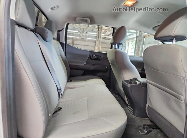 5TFAX5GN4KX134177 2019 TOYOTA TACOMA White უკანა სავარძლების ხედი