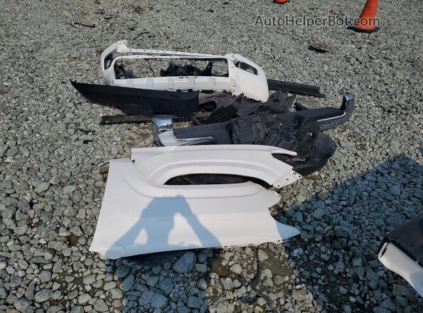 5TFAX5GN6KX149876 2019 TOYOTA TACOMA White Engine compartment view