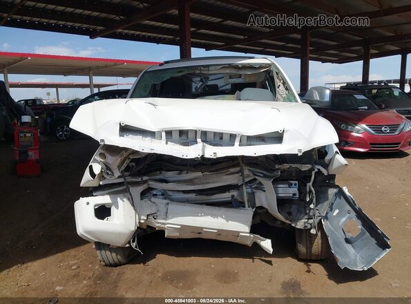 5TFAY5F10KX804514 2019 TOYOTA TUNDRA Белый Вид панели приборов