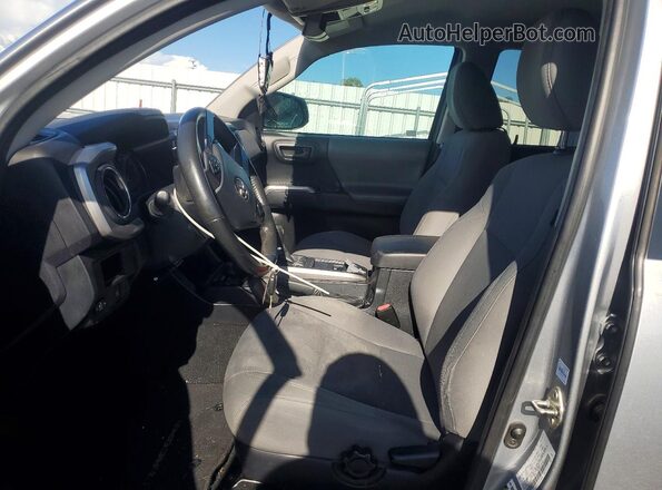 5TFAZ5CN4KX084462 2019 TOYOTA TACOMA Silver Вид салону спереду