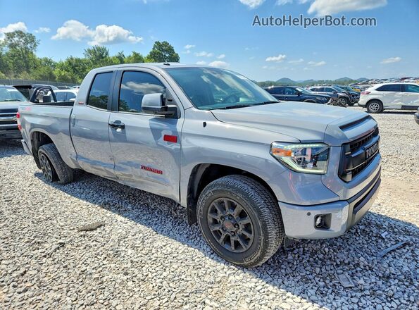 5TFBY5F19JX733834 2018 TOYOTA TUNDRA Gray Передня права чверть