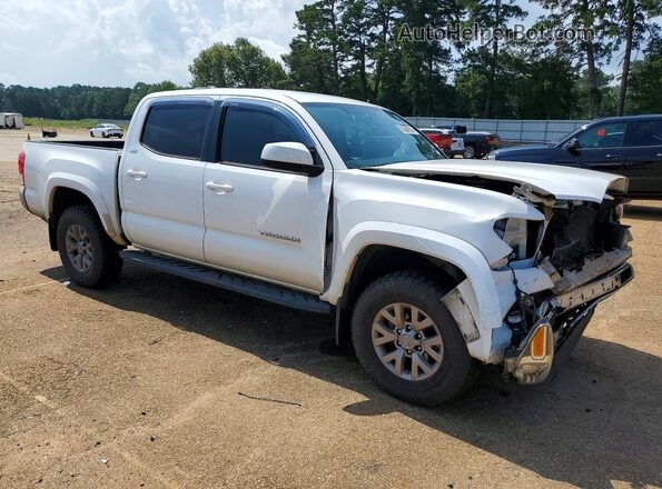 5TFCZ5AN1HX085377 2017 TOYOTA TACOMA Белый Передняя правая четверть