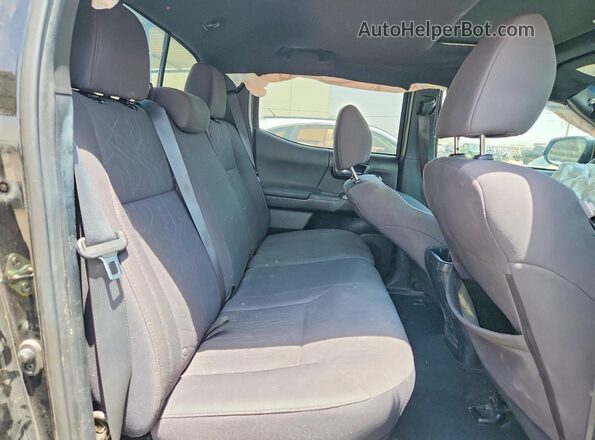 5TFCZ5AN2HX091687 2017 TOYOTA TACOMA Black Rear seats view