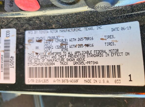 5TFCZ5AN2KX202004 2019 TOYOTA TACOMA Black Engine compartment view