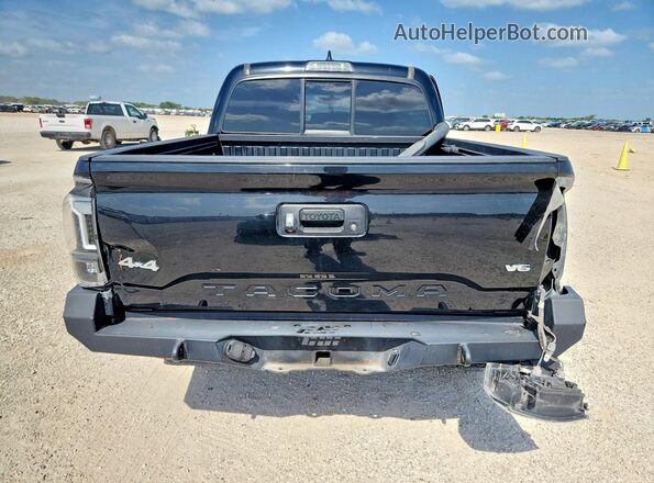 5TFCZ5AN4GX010641 2016 TOYOTA TACOMA Black Widok z tyłu