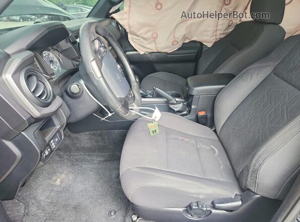 5TFCZ5AN8KX174483 2019 TOYOTA TACOMA Black Вид салону спереду