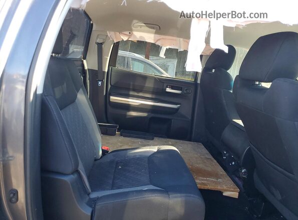5TFDW5F12HX614760 2017 TOYOTA TUNDRA Gray უკანა სავარძლების ხედი