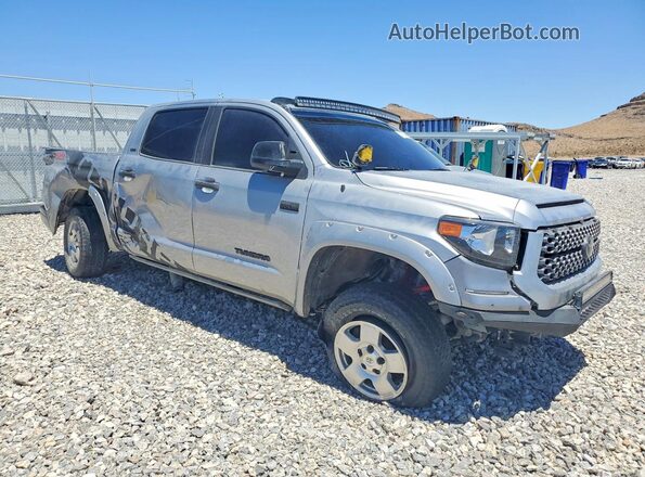5TFDW5F14HX648585 2017 TOYOTA TUNDRA Silver Delantero derecho