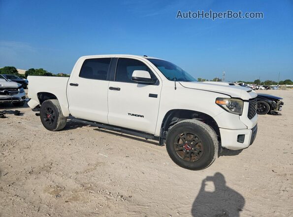 5TFDY5F11KX812313 2019 TOYOTA TUNDRA White Front right