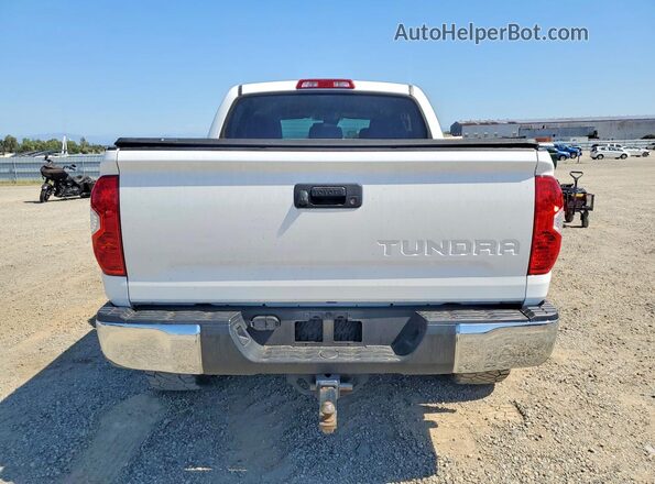 5TFDY5F15JX759999 2018 TOYOTA TUNDRA White Հետևի տեսք