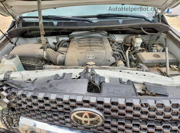 5TFDY5F15LX875626 2020 TOYOTA TUNDRA White Rear interior view