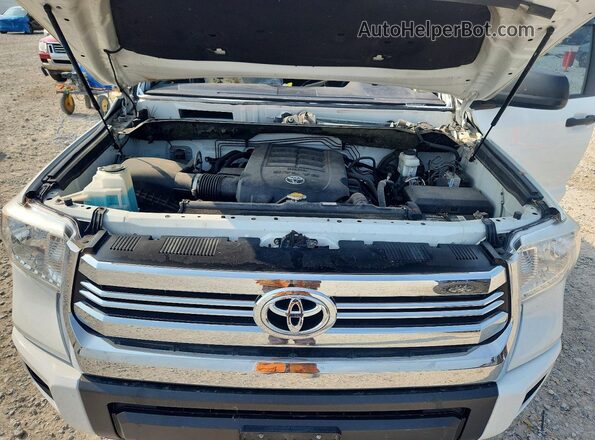5TFDY5F17HX637381 2017 TOYOTA TUNDRA White უკანა სალონის ხედი