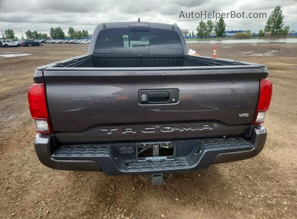 5TFDZ5BN5JX034778 2018 TOYOTA TACOMA Gray Widok z tyłu