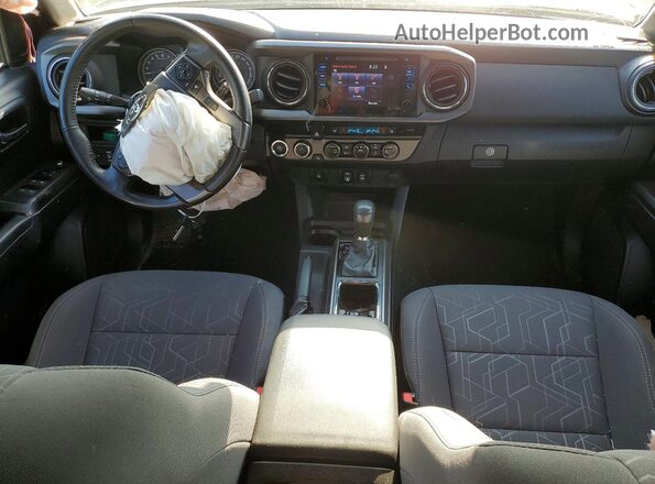 5TFDZ5BN8JX033186 2018 TOYOTA TACOMA Charcoal Dashboard view