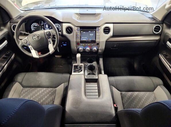 5TFEY5F11KX253317 2019 TOYOTA TUNDRA Белый Вид панели приборов