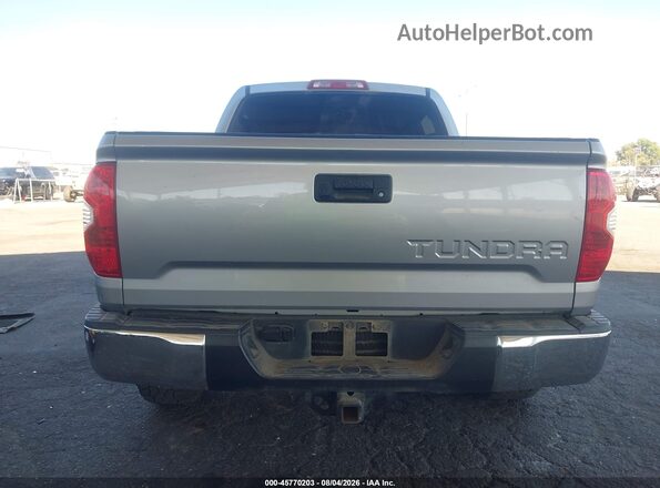 5TFEY5F12JX231261 2018 TOYOTA TUNDRA Silver 
