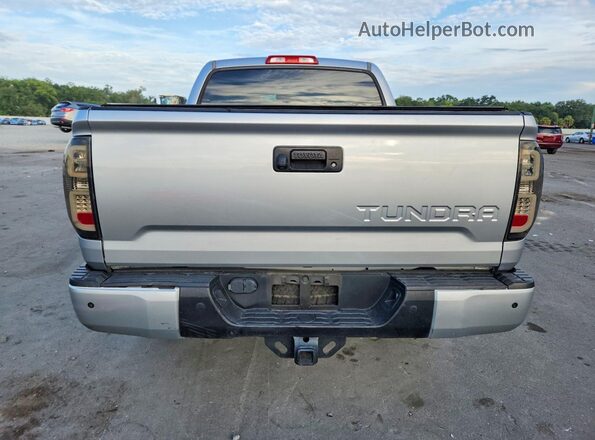 5TFFW5F1XHX223493 2017 TOYOTA TUNDRA Серебряный Вид сзади
