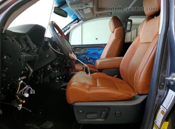 5TFGW5F11GX207332 2016 TOYOTA TUNDRA Угольный Вид салона спереди