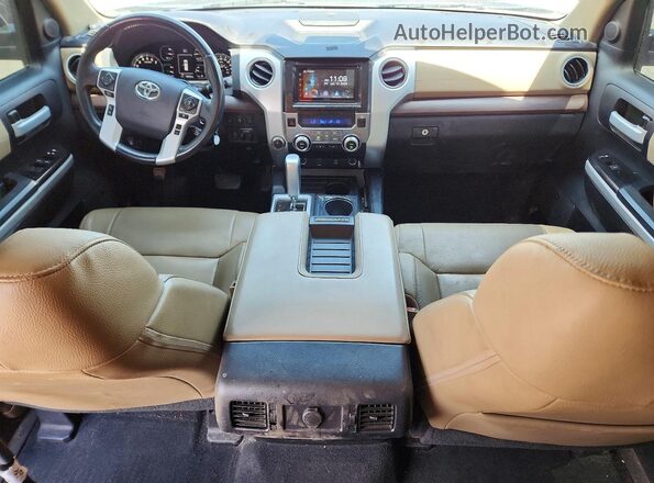 5TFHY5F18KX833726 2019 TOYOTA TUNDRA Black Vista del salpicadero