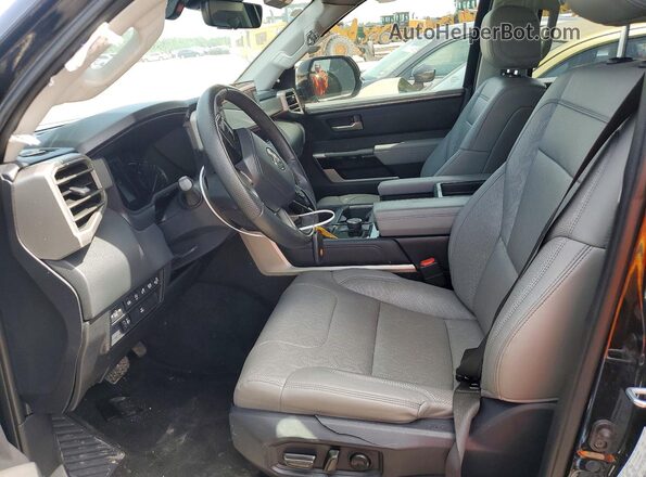 5TFJA5AB7NX019352 2022 TOYOTA TUNDRA Черный Вид салона спереди