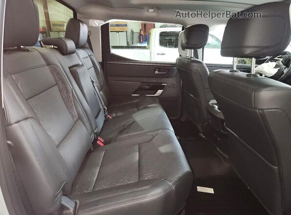 5TFJA5DB2RX207200 2024 TOYOTA TUNDRA Gray Widok tylnych siedzeń