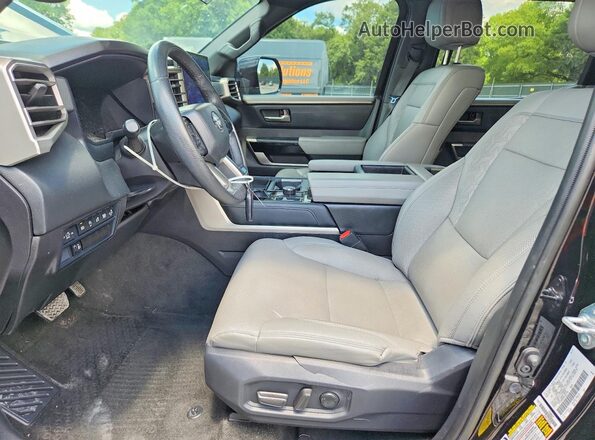 5TFJA5DB4SX301746 2025 TOYOTA TUNDRA Черный Вид салона спереди