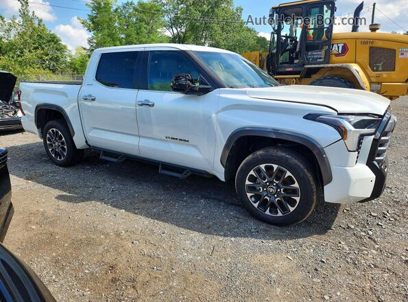 5TFJA5DB4SX326792 2025 TOYOTA TUNDRA Белый Вид салона спереди