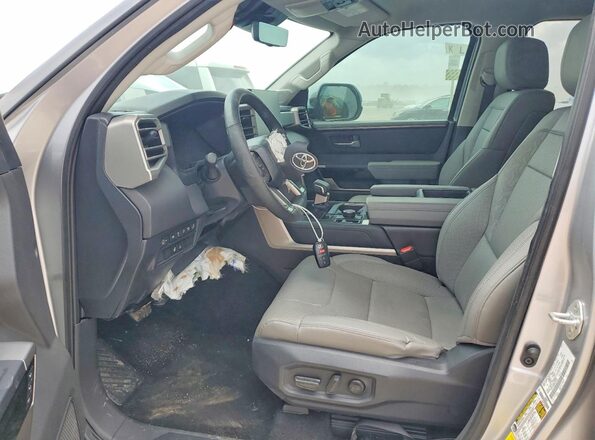 5TFJA5DB9RX233101 2024 TOYOTA TUNDRA Silver Front interior view