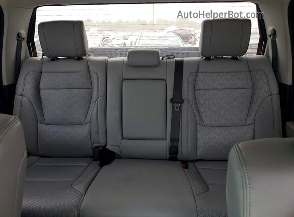 5TFJA5DB9RX233101 2024 TOYOTA TUNDRA Silver Rear seats view