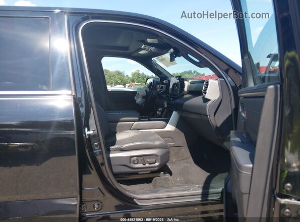 5TFJA5DB9SX248056 2025 TOYOTA TUNDRA Черный Вид салона спереди